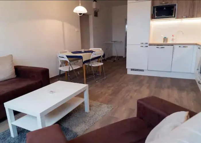 Spacious With Amazing Castle View Lejlighed *